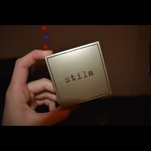 stila heavens hue highlight palette